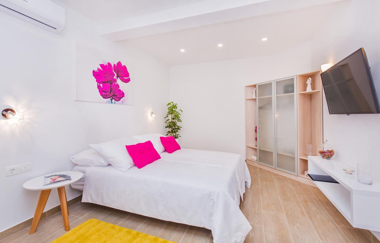 Boutique Flamingo B&B Mlini Ngoại thất bức ảnh